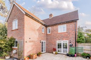 Photo 19- click for photo gallery